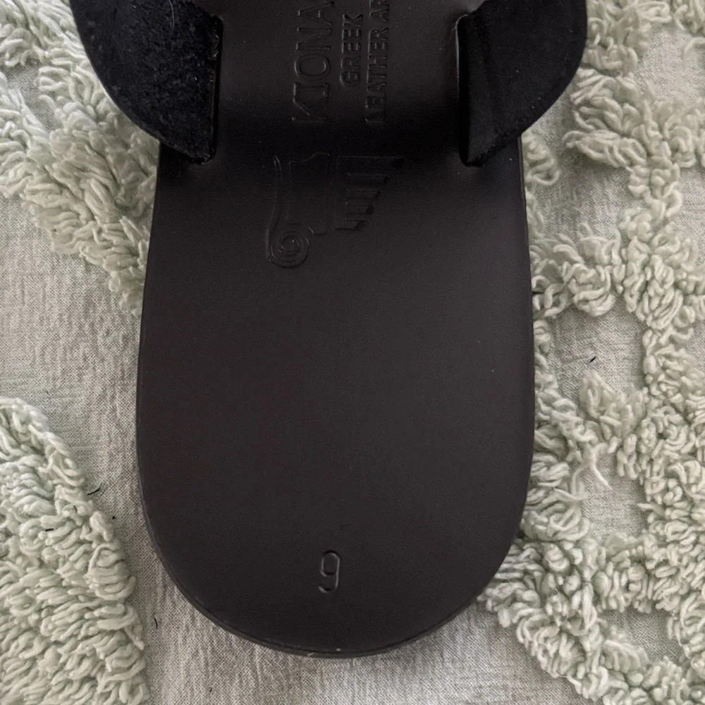 NEW Kionas RHEA Black Greek Leather Art Sandals 9 - Picture 6 of 7